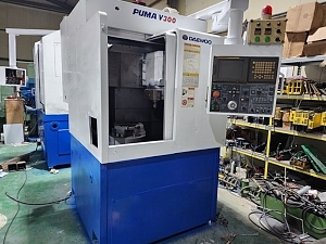  12ġ CNC PUMA-V300, 2004